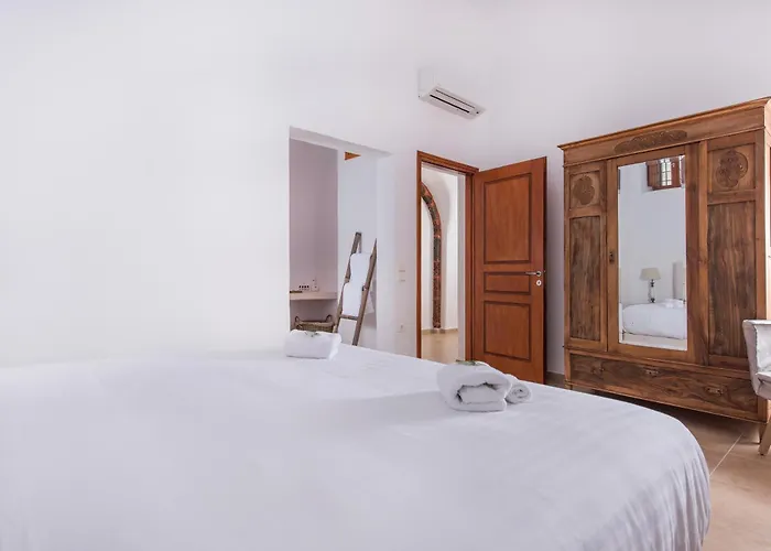 Aenaon Estate 1896 By K&k 3*